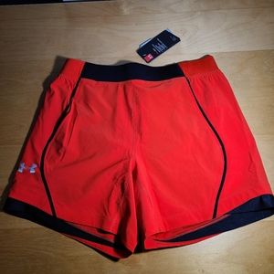 Under Armor Mens shorts. Size L